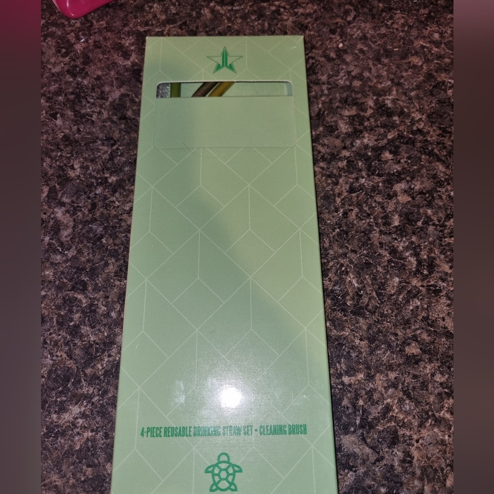 Jeffree star 3 piece drinking straw set & cleaning brush
